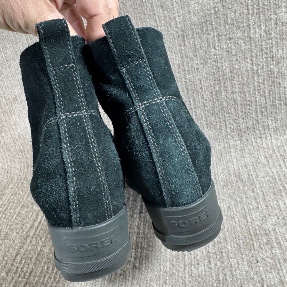 Sorel Joan of Arctic Wedge II Chelsea Black Suede Zip Ankle Boots Women's 9.5 - Picture 5 of 10